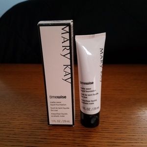 Mary Kay Matte Wear Liquid Foundation